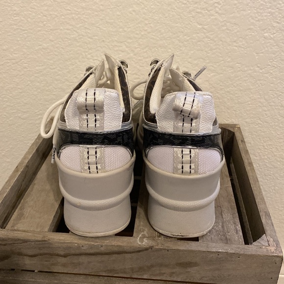 DKNY Sneakers - Picture 4 of 5